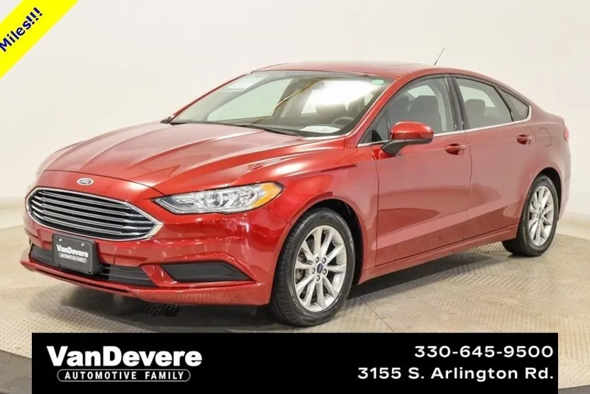 2017 Ford Fusion SE photo 1