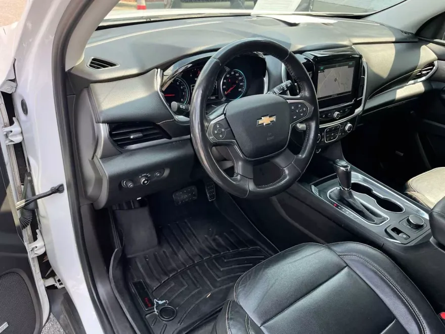 2019 Chevrolet Traverse RS photo 1