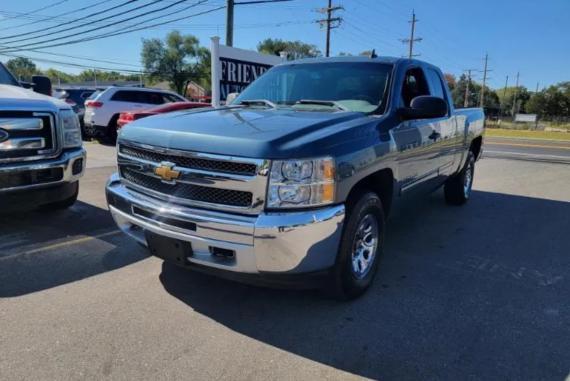 2013 Chevrolet Silverado 1500 LS photo 1