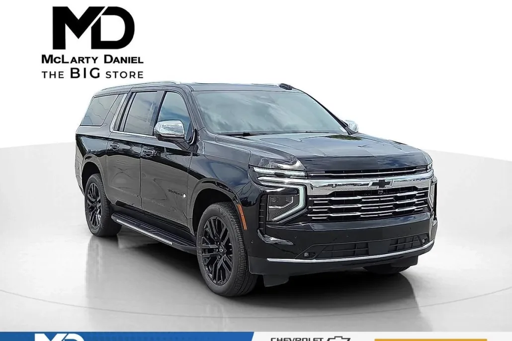 2025 Chevrolet Suburban Premier photo 1