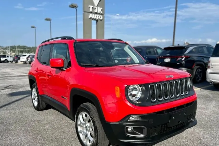 2018 Jeep Renegade Latitude Sport photo 1