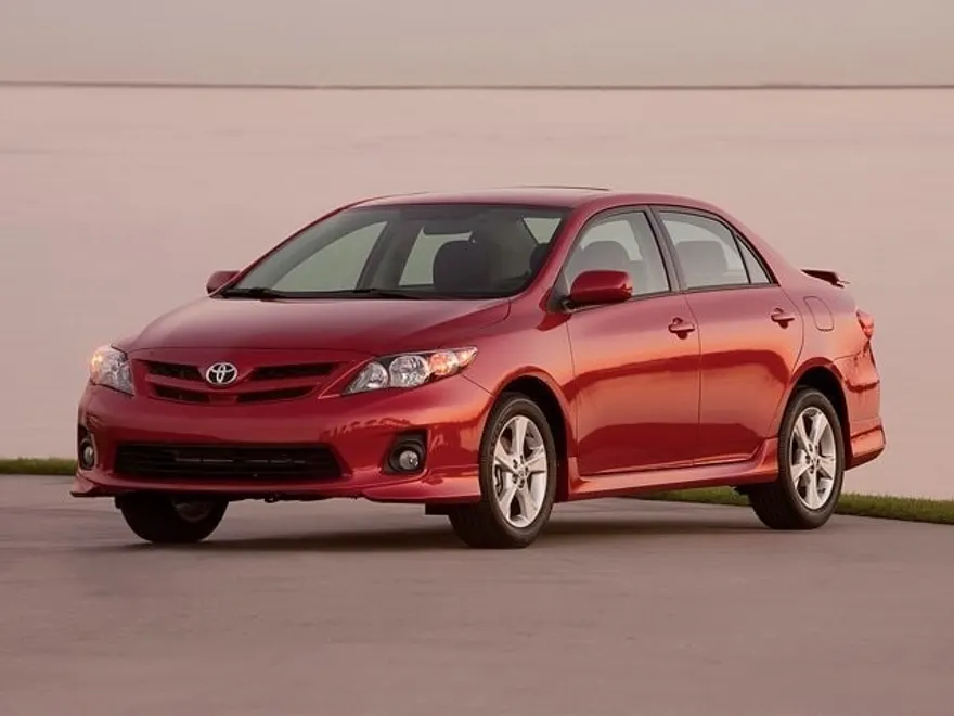 2012 Toyota Corolla L photo 1