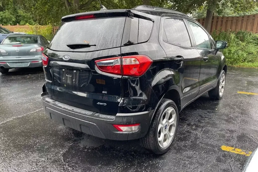 2022 Ford EcoSport SE photo 1