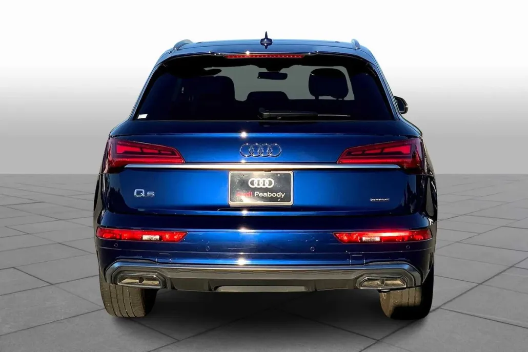 2022 Audi Q5 S line Premium photo 1