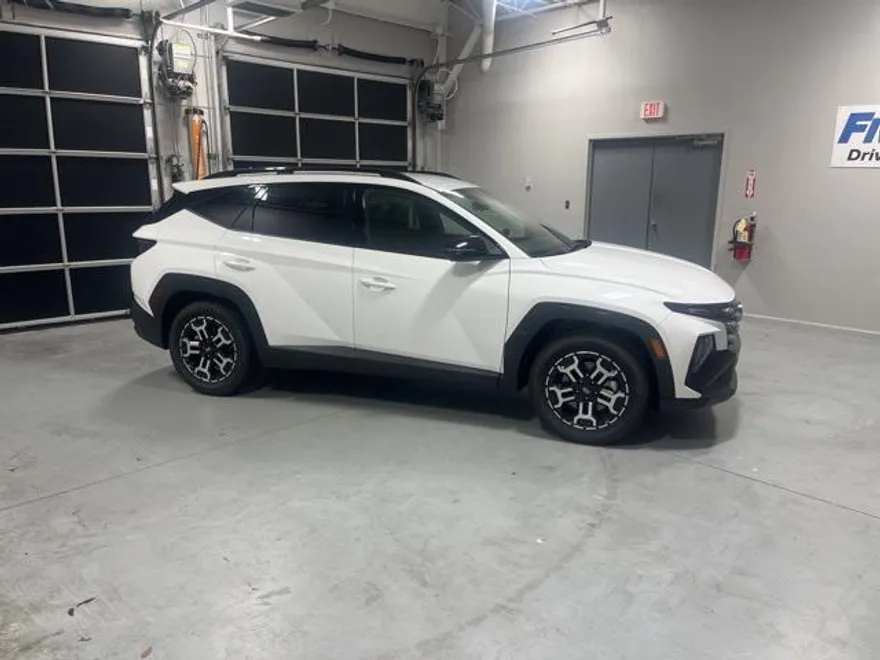 2025 Hyundai Tucson XRT photo 1
