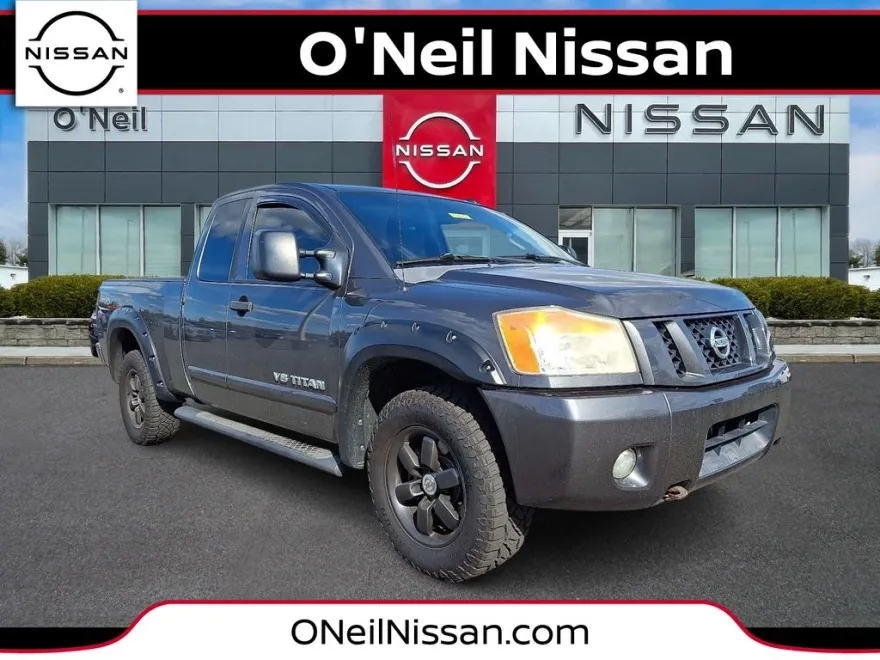 2012 Nissan Titan PRO-4X photo 1