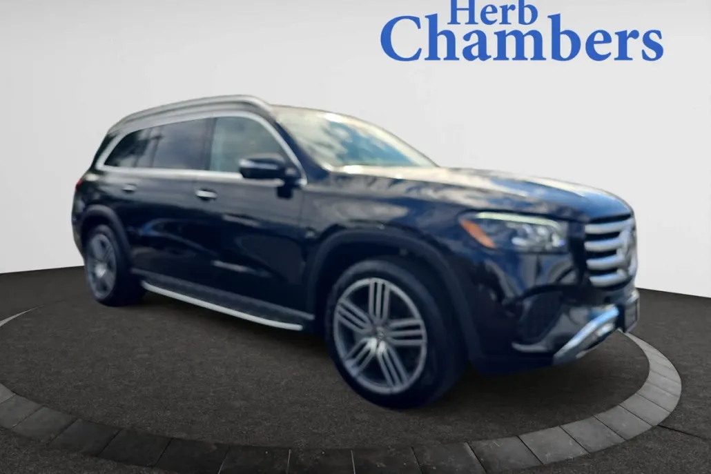 2024 Mercedes Benz GLS 450 4MATIC photo 1