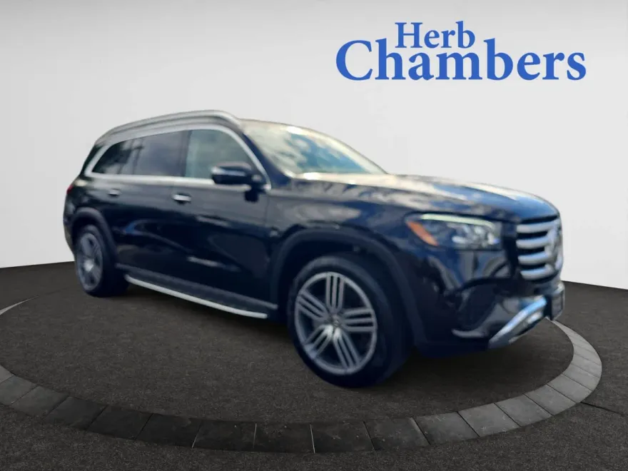 2024 Mercedes Benz GLS 450 4MATIC photo 1