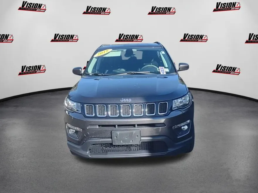 2018 Jeep Compass Latitude photo 1