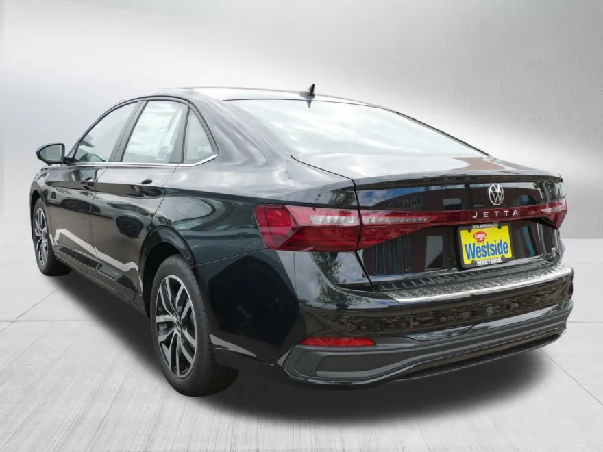 2025 Volkswagen Jetta SE photo 1