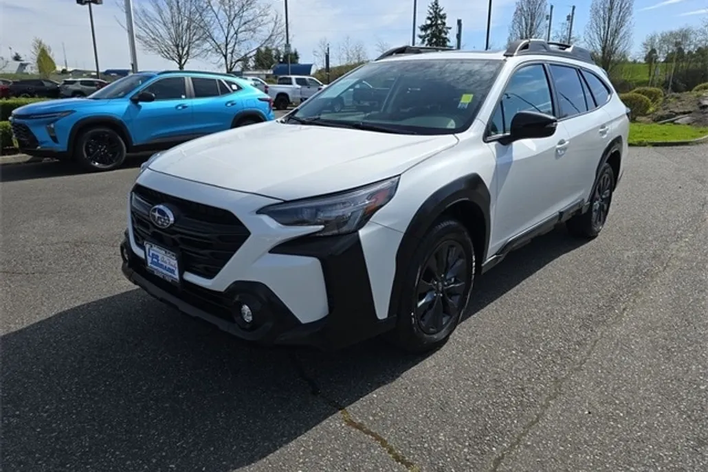 2024 Subaru Outback Onyx Edition photo 1