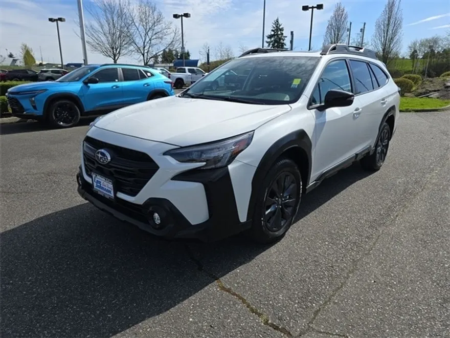 2024 Subaru Outback Onyx Edition photo 1