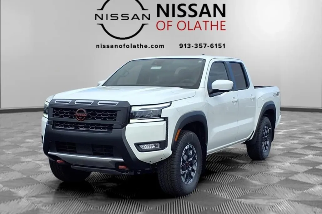 2025 Nissan Frontier PRO-4X photo 1