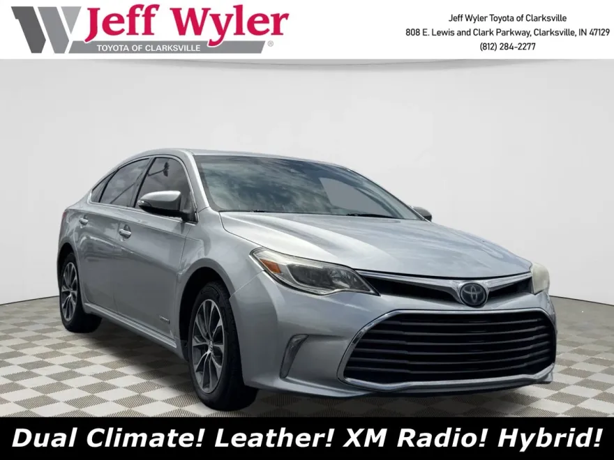 2018 Toyota Avalon Hybrid photo 1
