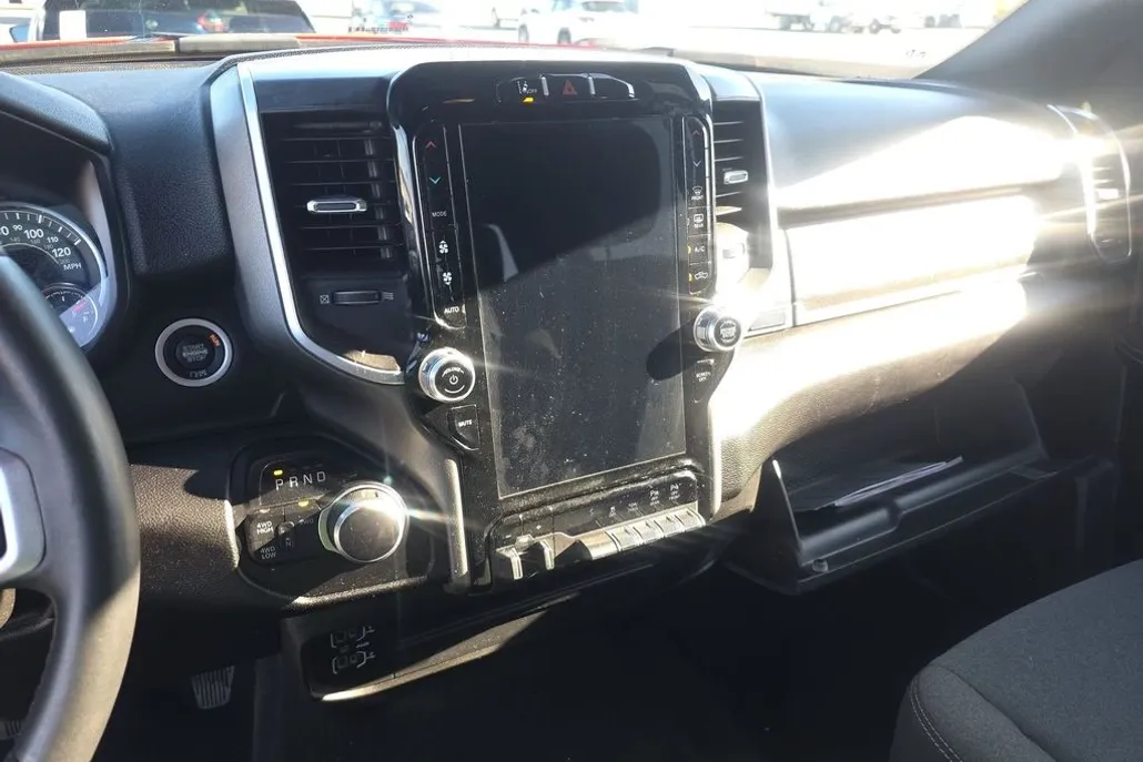 2024 Ram 2500 Big Horn photo 1