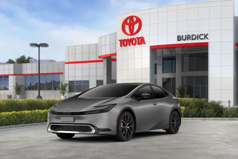 2025 Toyota Prius XLE photo 1