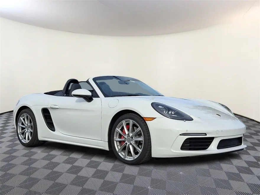 2024 Porsche Boxster S photo 1