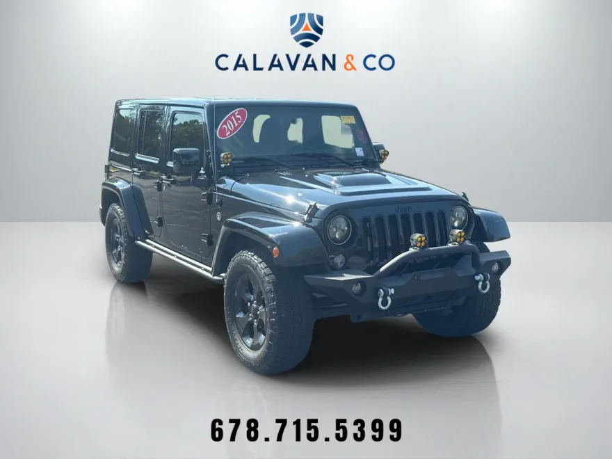 2015 Jeep Wrangler Unlimited Sahara photo 1