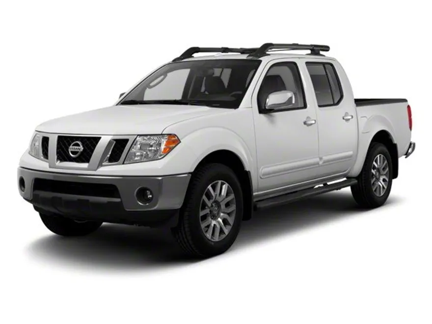 2010 Nissan Frontier SE photo 1