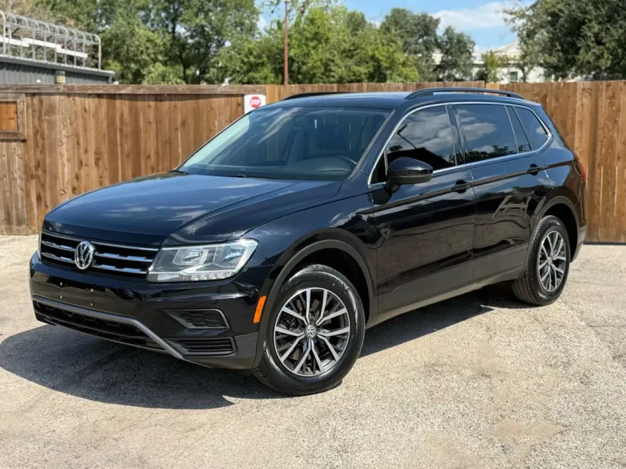2019 Volkswagen Tiguan SE Sport photo 1