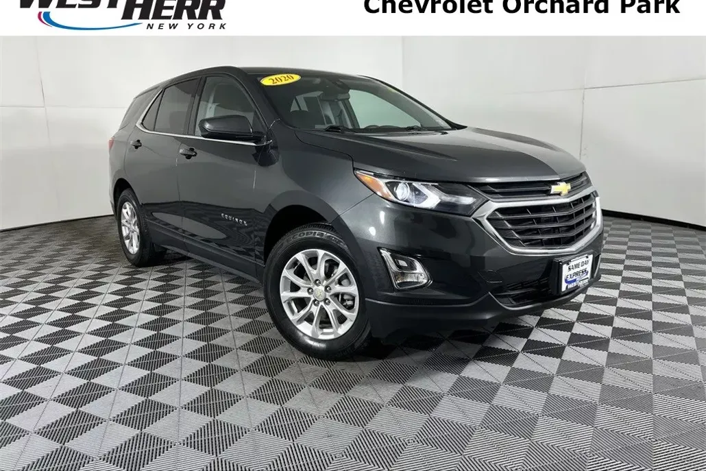 2020 Chevrolet Equinox LT photo 1