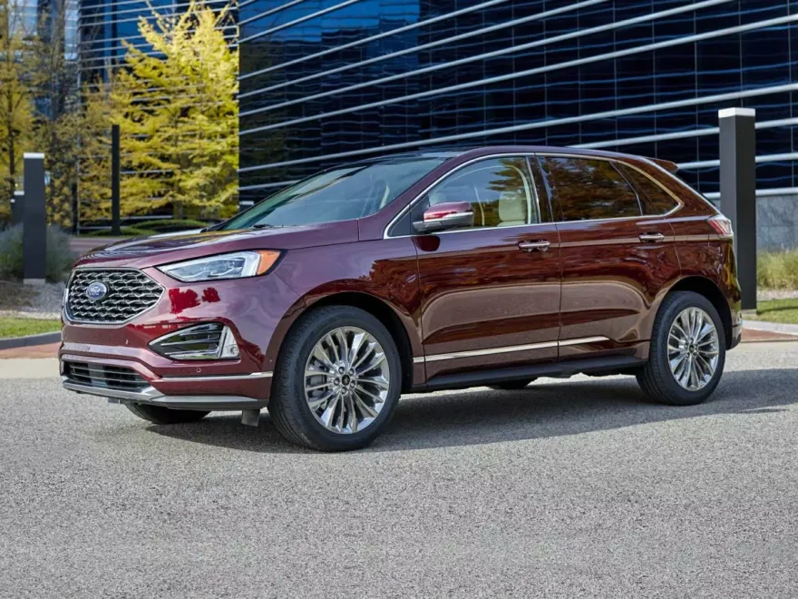 2022 Ford Edge SEL photo 1