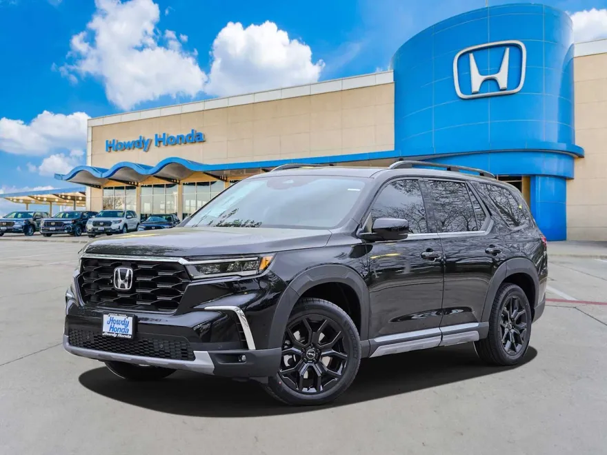 2025 Honda Pilot Touring photo 1