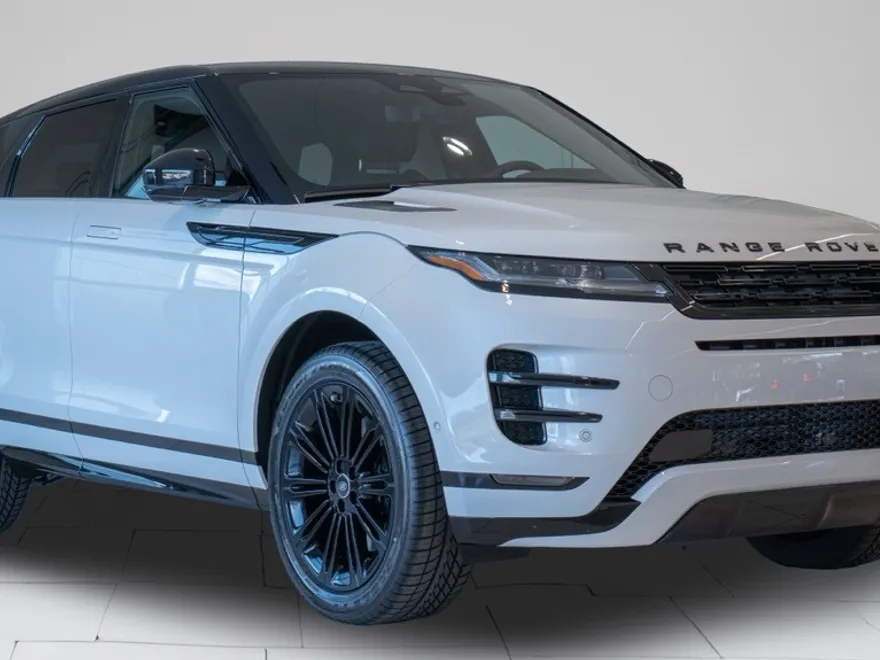 2026 Land Rover Range Rover Evoque Dynamic SE photo 1