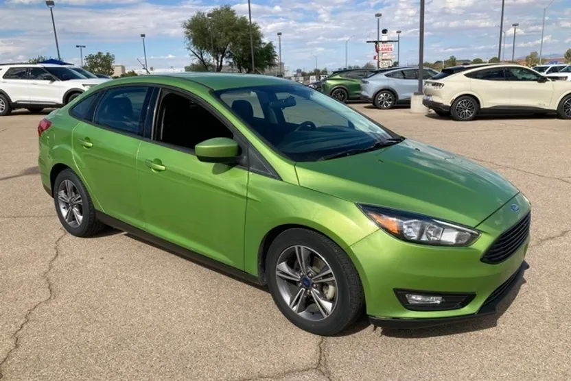 2018 Ford Focus SE photo 1