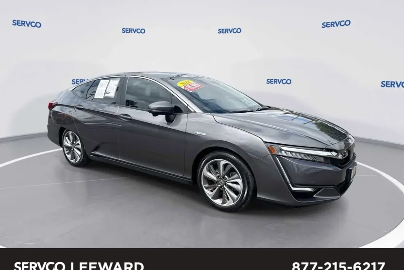 2018 Honda Clarity Plug-In Hybrid Touring photo 1