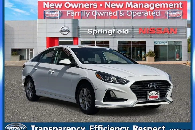 2018 Hyundai Sonata SE photo 1