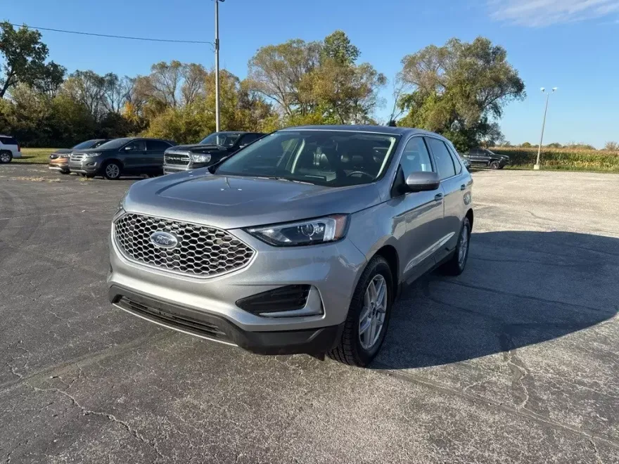 2024 Ford Edge SEL photo 1