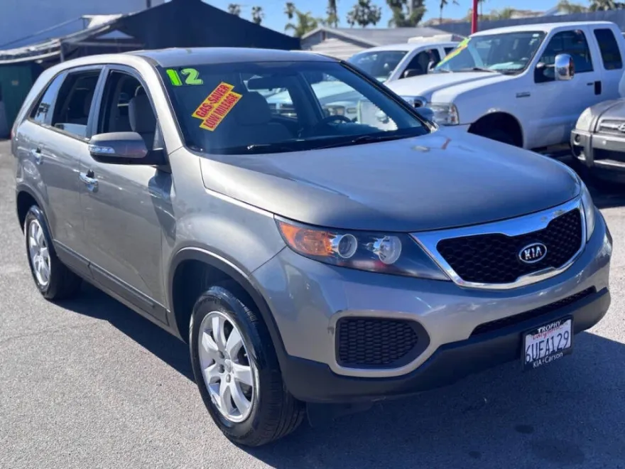 2012 Kia Sorento LX photo 1