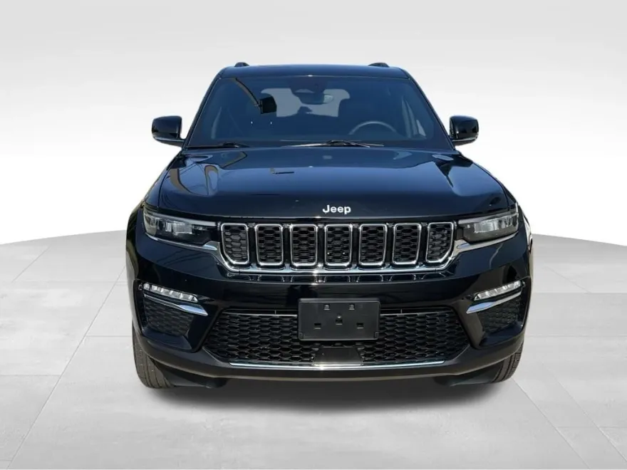 2024 Jeep Grand Cherokee Limited photo 1