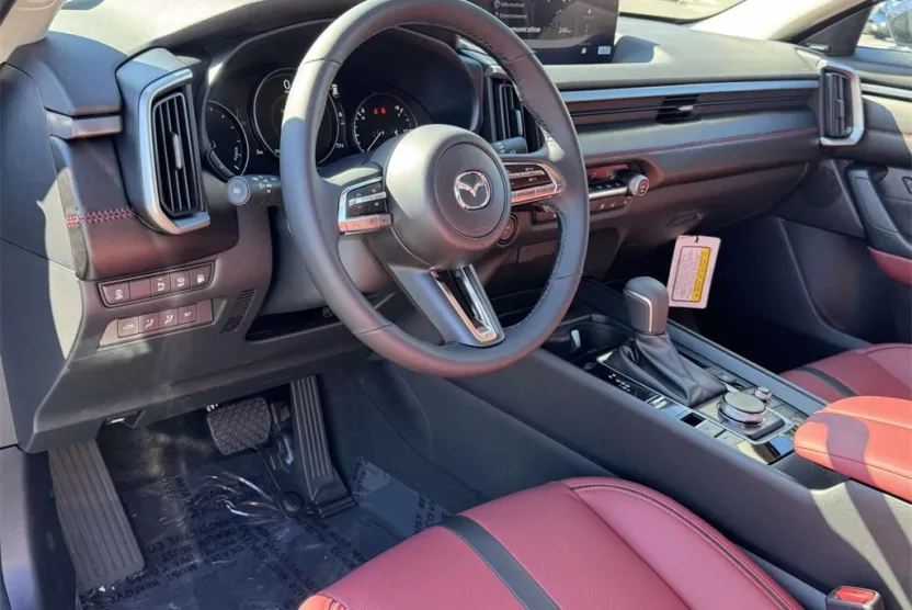 2026 Mazda CX-50 Premium photo 1