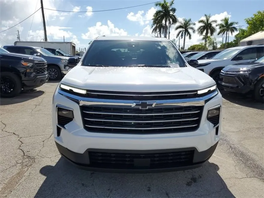 2026 Chevrolet Traverse photo 1