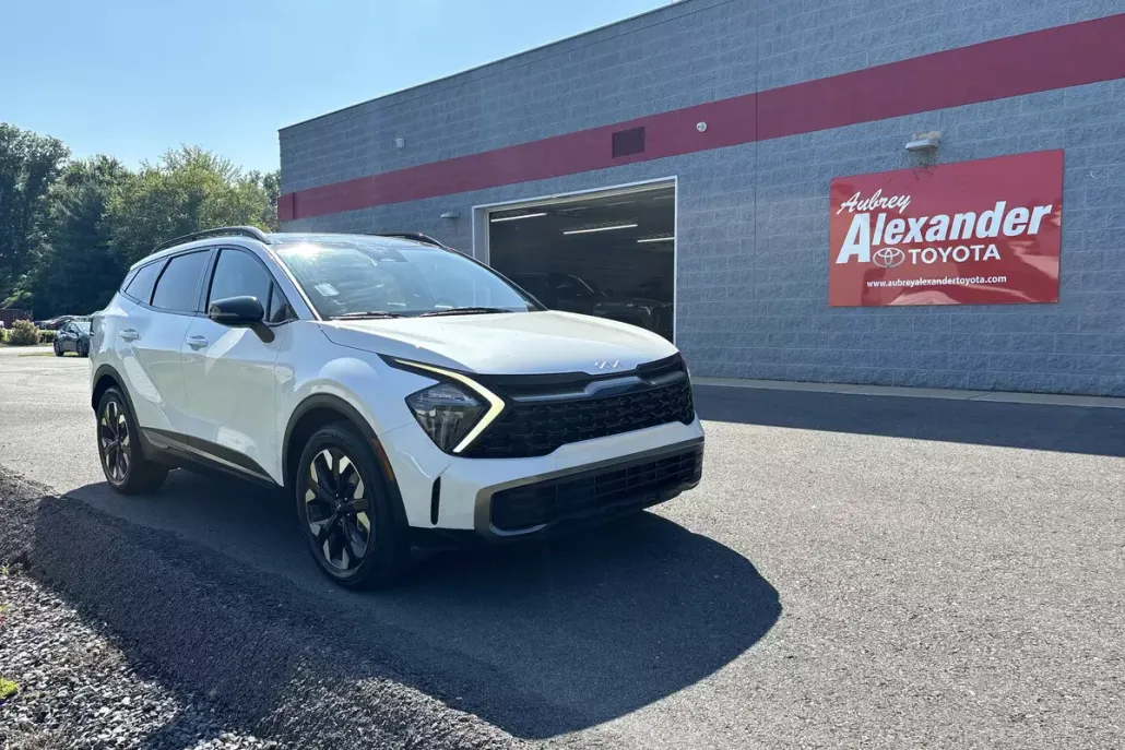2023 Kia Sportage Plug-In Hybrid X-Line photo 1