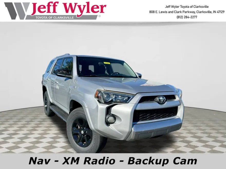 2018 Toyota 4Runner SR5 photo 1