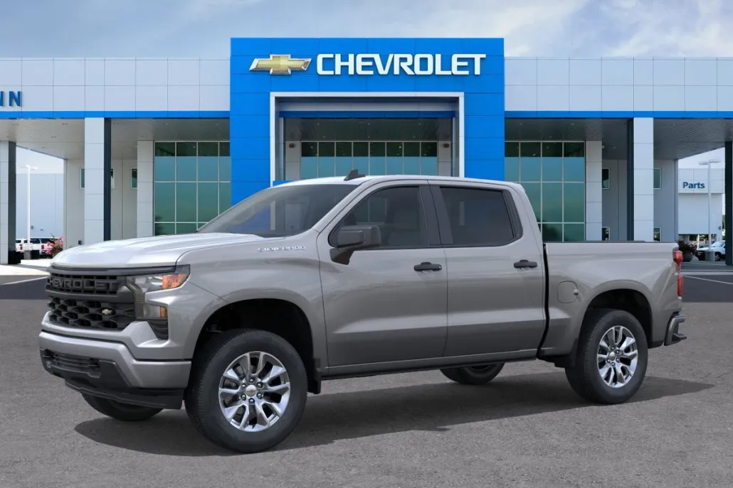 2026 Chevrolet Silverado 1500 Custom photo 1