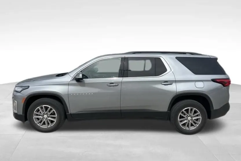 2023 Chevrolet Traverse photo 1