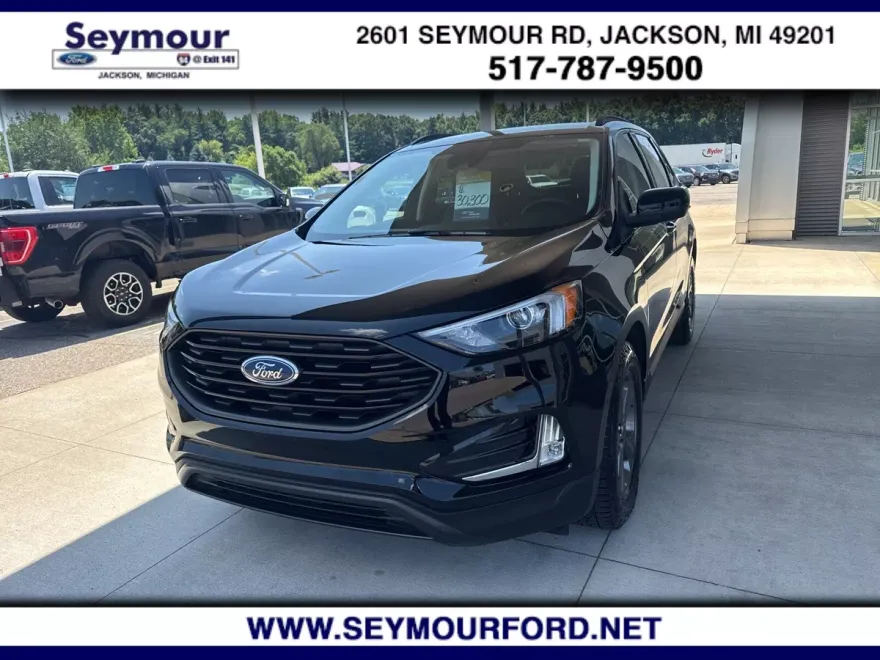 2023 Ford Edge SEL photo 1