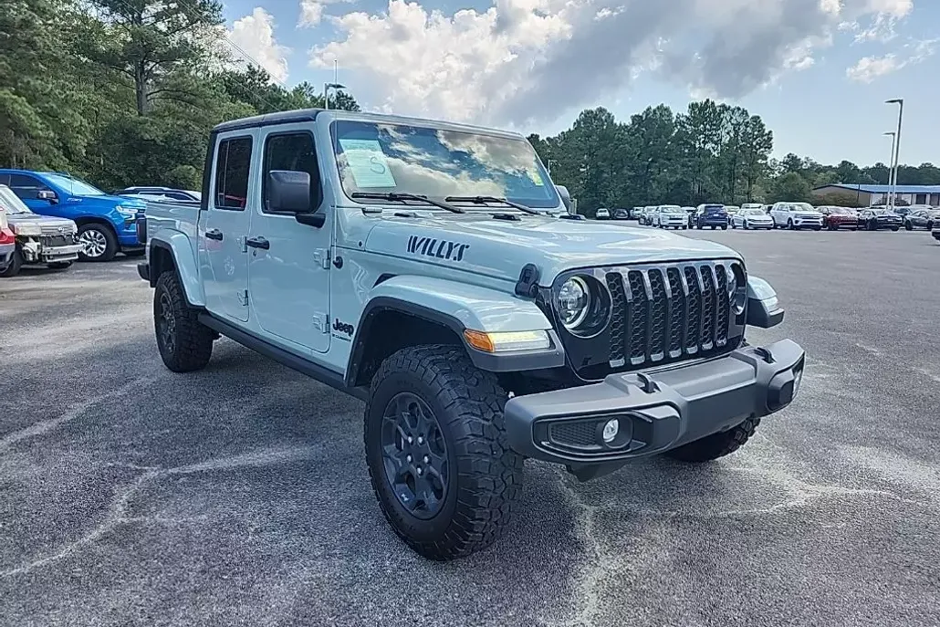 2023 Jeep Gladiator Sport photo 1