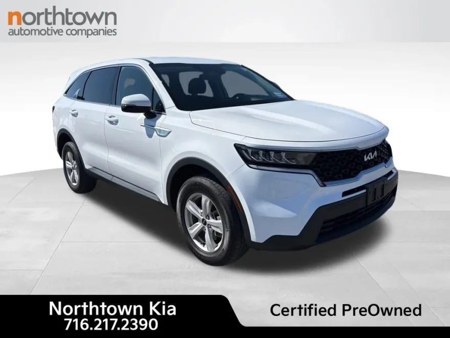 2023 Kia Sorento LX photo 1