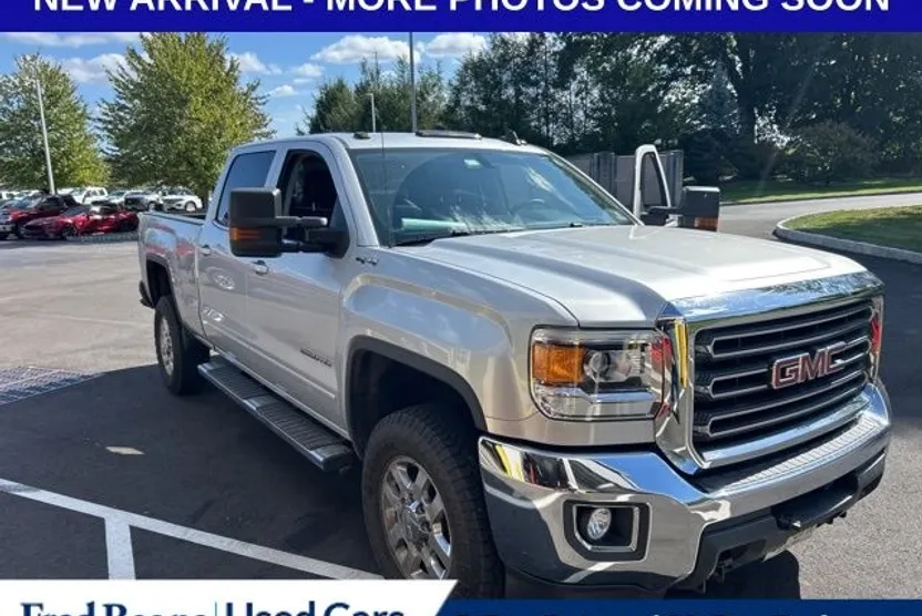 2015 Gmc Sierra SLE photo 1