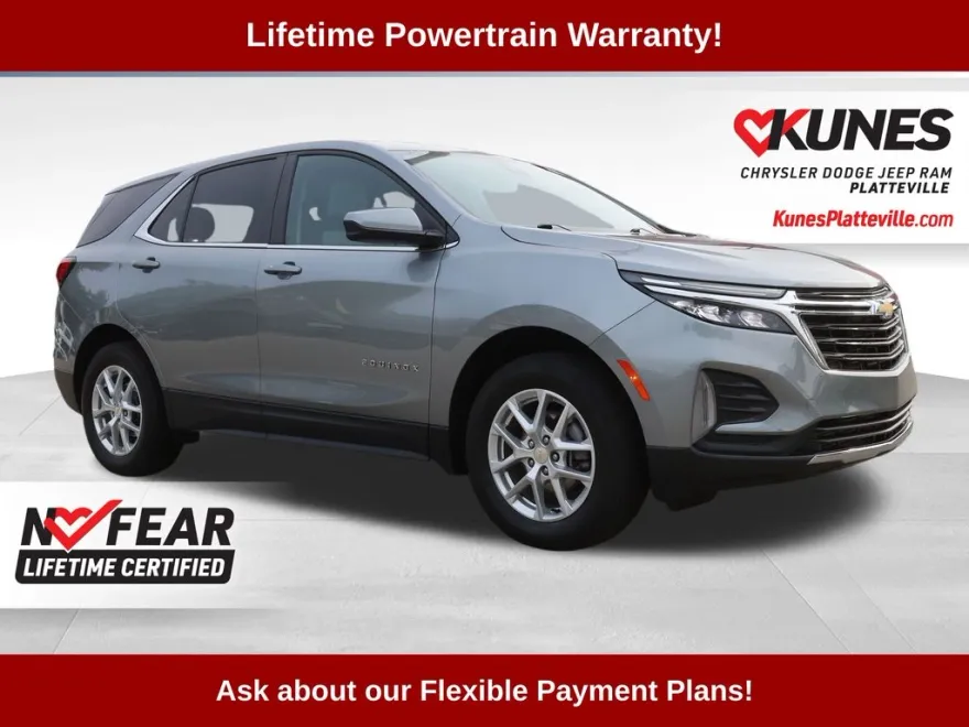 2023 Chevrolet Equinox LT photo 1