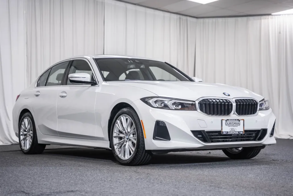 2024 Bmw 330i xDrive Sedan photo 1