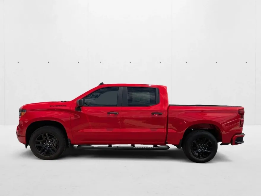 2025 Chevrolet Silverado 1500 Custom photo 1