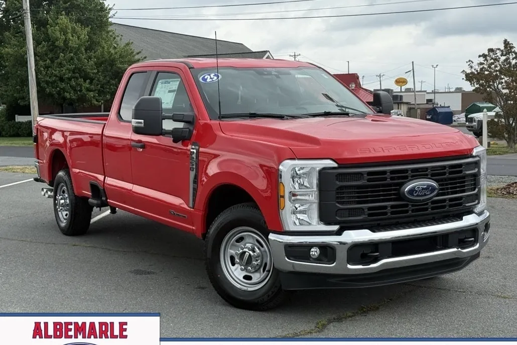 2025 Ford F-250 photo 1