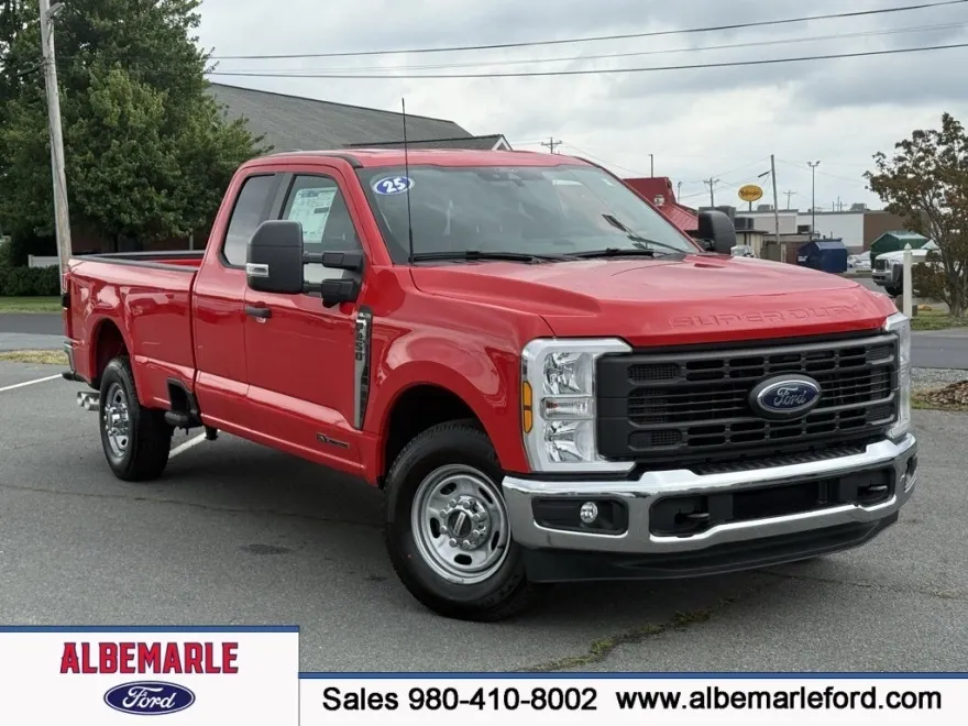 2025 Ford F-250 photo 1