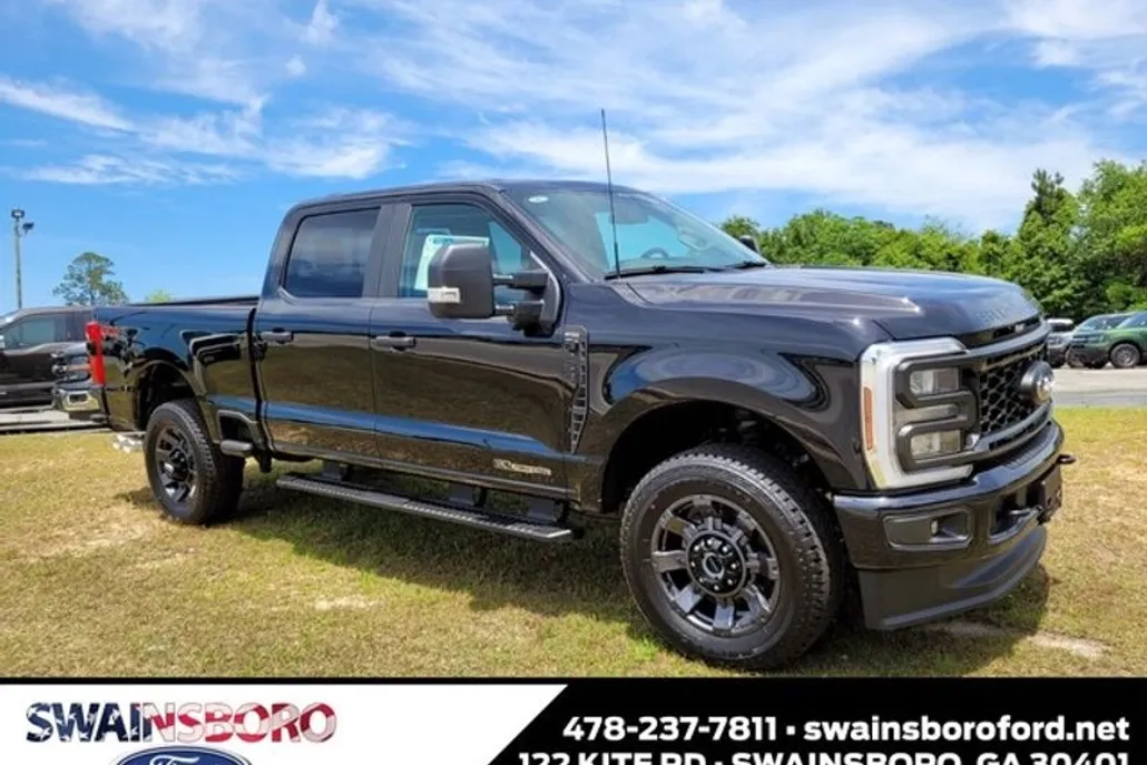 2025 Ford F-250 XL photo 1